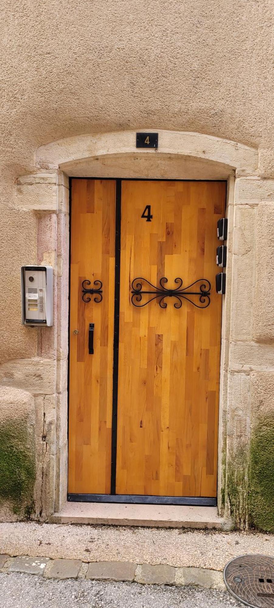 Des Histoires D'Anges - Cote Ville - 2 Meubles Classes - Accueil Velo Tournus Ngoại thất bức ảnh